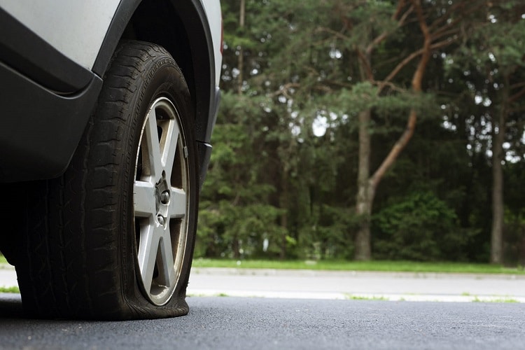 What to do if you have a flat tire and no spare