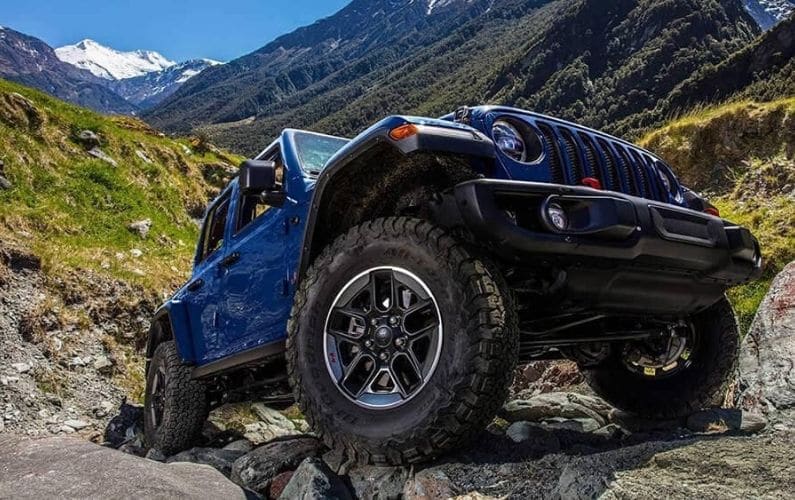 How Much Does a Jeep Wrangler Weigh - Feature Image